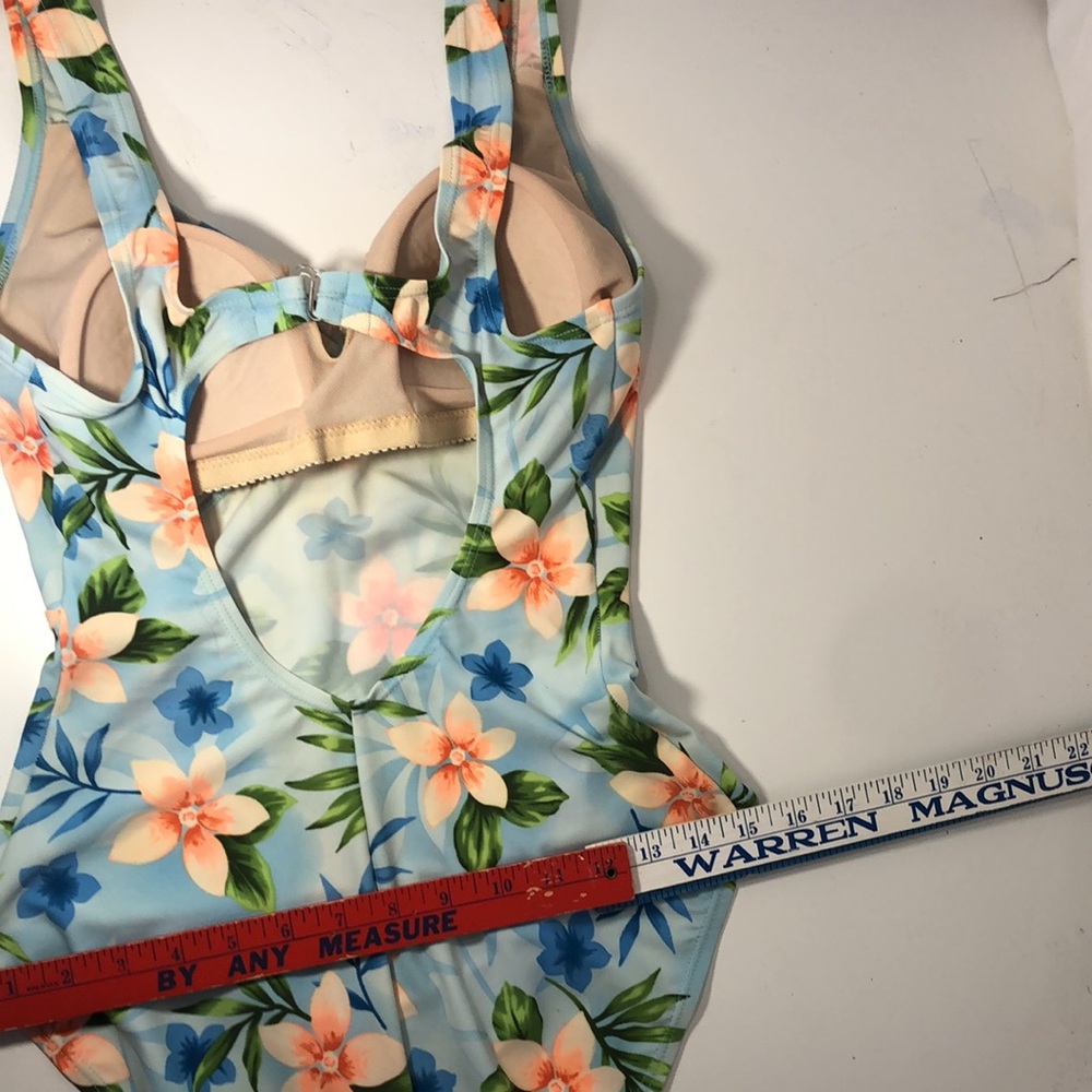 Aruba Women’s One-piece Swimsuit, Size - Picture 10 of 16
